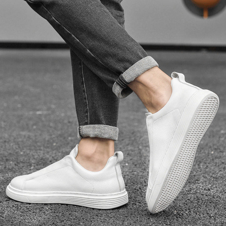 Wells | Genuine Leather Sneaker