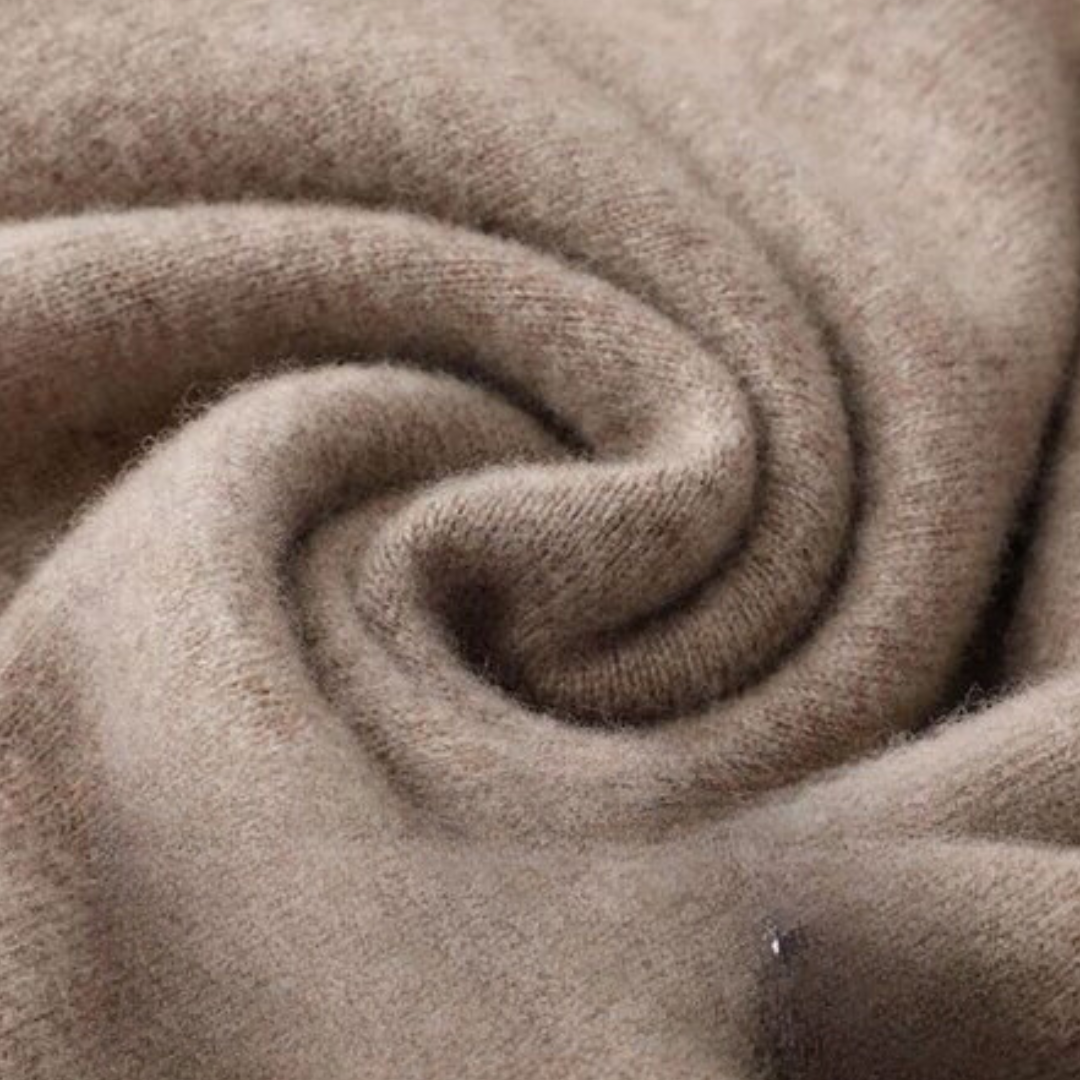 Valmont | Soft Cashmere V-Neck