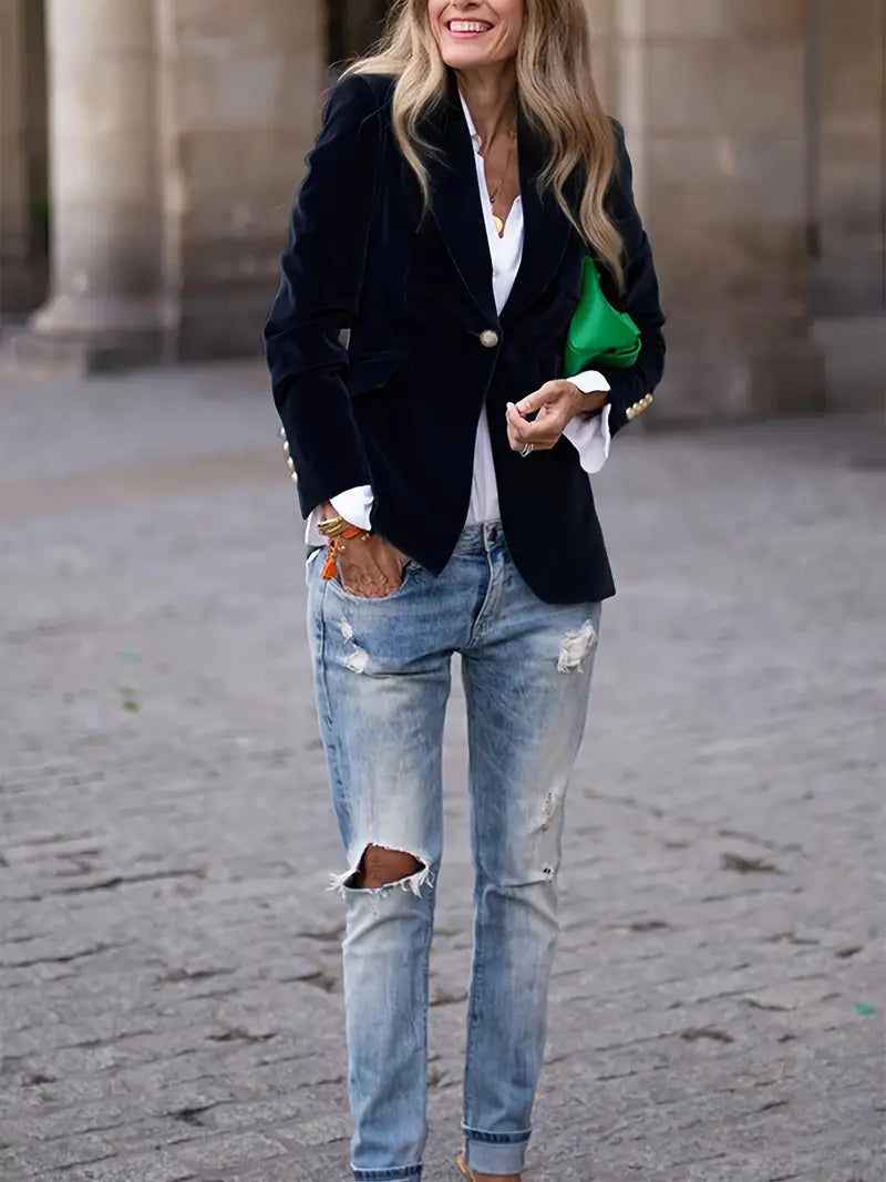 Boudreau | Classy Velvet Blazer