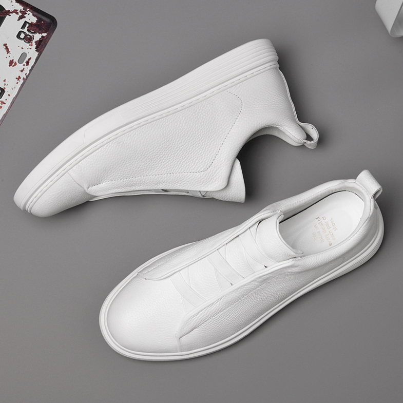 Wells | Genuine Leather Sneaker