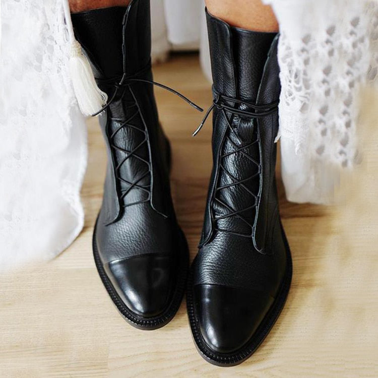 Renelle | Lace-Up Boots