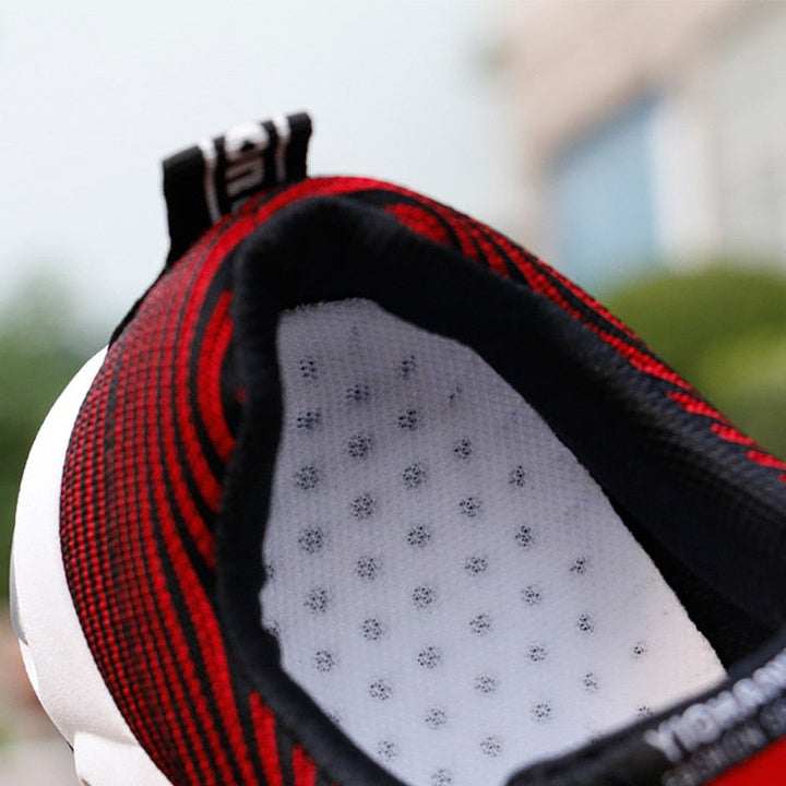 Nic | Cushioned Sport Sneakers