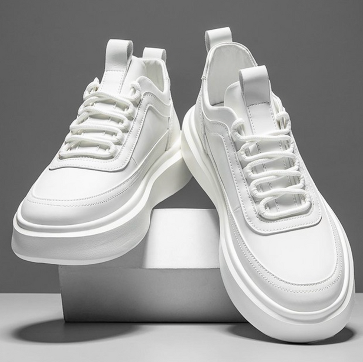 Moda | Modern Comfort Sneakers